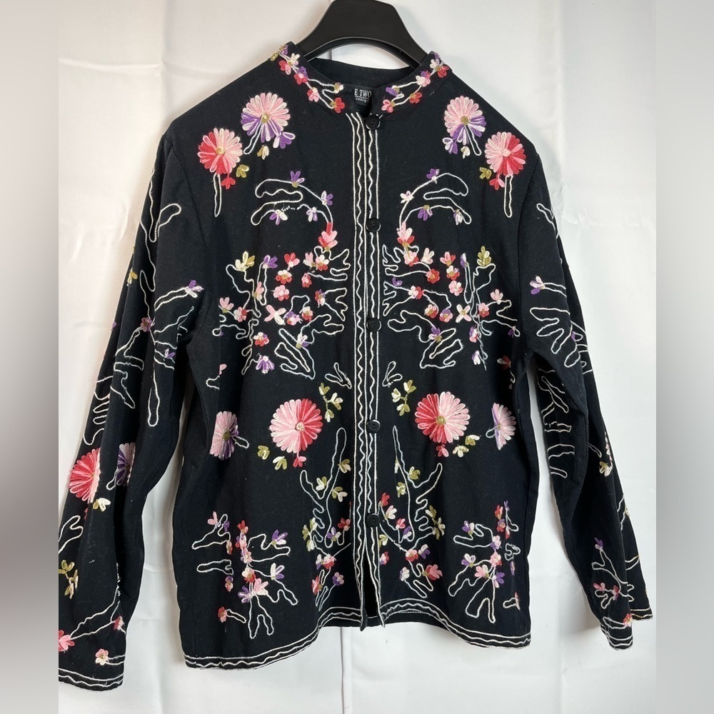 Take Two Clothing Co Womens Floral Embroidered Black Boho Button Up Jacket Sz XL